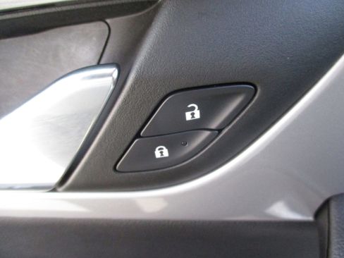 Used 2024 Chevrolet Blazer LT w/ Convenience Package image 28