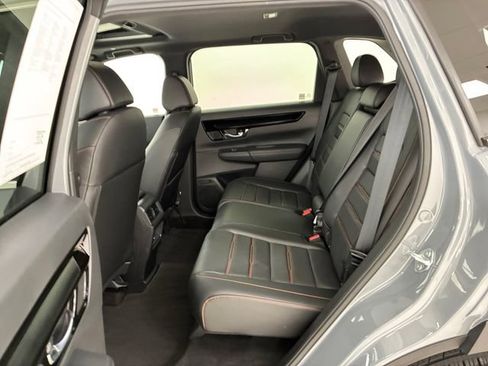 Used 2025 Honda CR-V Sport Touring image 18