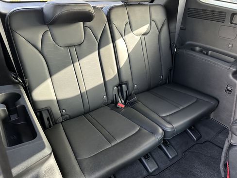 Certified 2024 Kia Sorento SX image 18