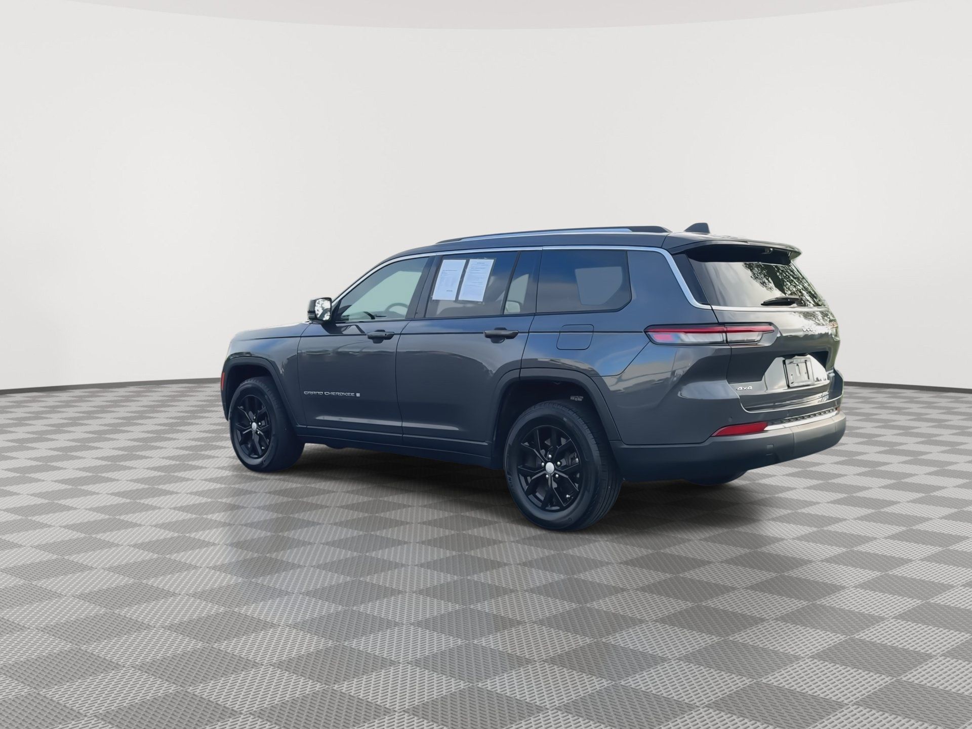 Used 2024 Jeep Grand Cherokee L Limited w/ Luxury Tech Group II AWD/4WD image 6