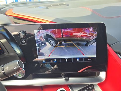 Used 2021 Chevrolet Corvette Stingray Premium Conv w/ Z51 Performance Package image 18