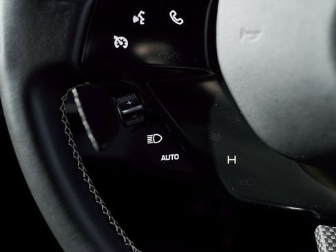 Used 2022 Ferrari SF90 Stradale image 53