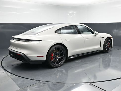 New 2026 Porsche Taycan GTS image 9