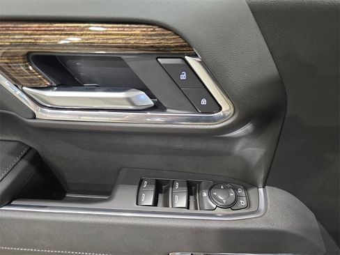 New 2026 GMC Sierra 1500 SLE image 28