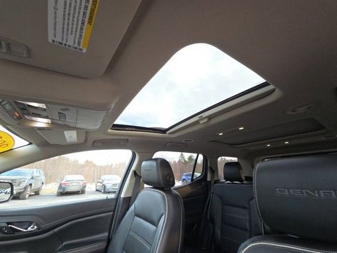 Used 2019 GMC Acadia Denali w/ LPO, Cargo Package image 19