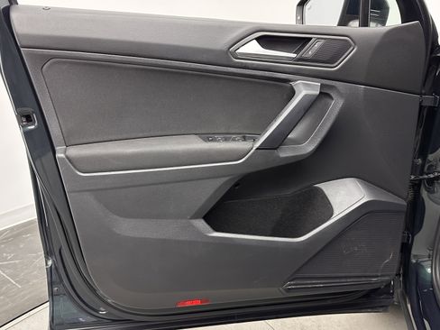 Used 2019 Volkswagen Tiguan S image 10