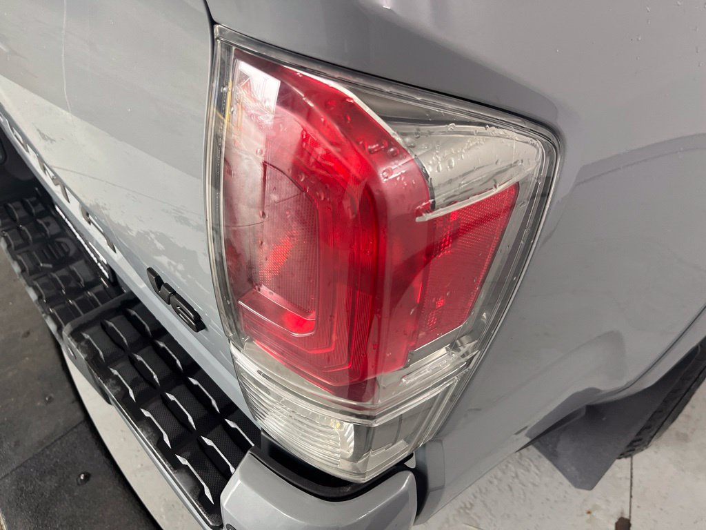 Used 2019 Toyota Tacoma Limited AWD/4WD image 47