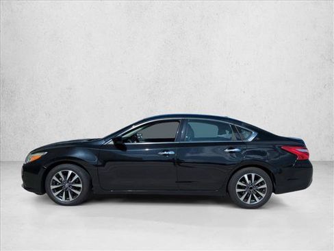 Used 2017 Nissan Altima 2.5 SV FWD image 8