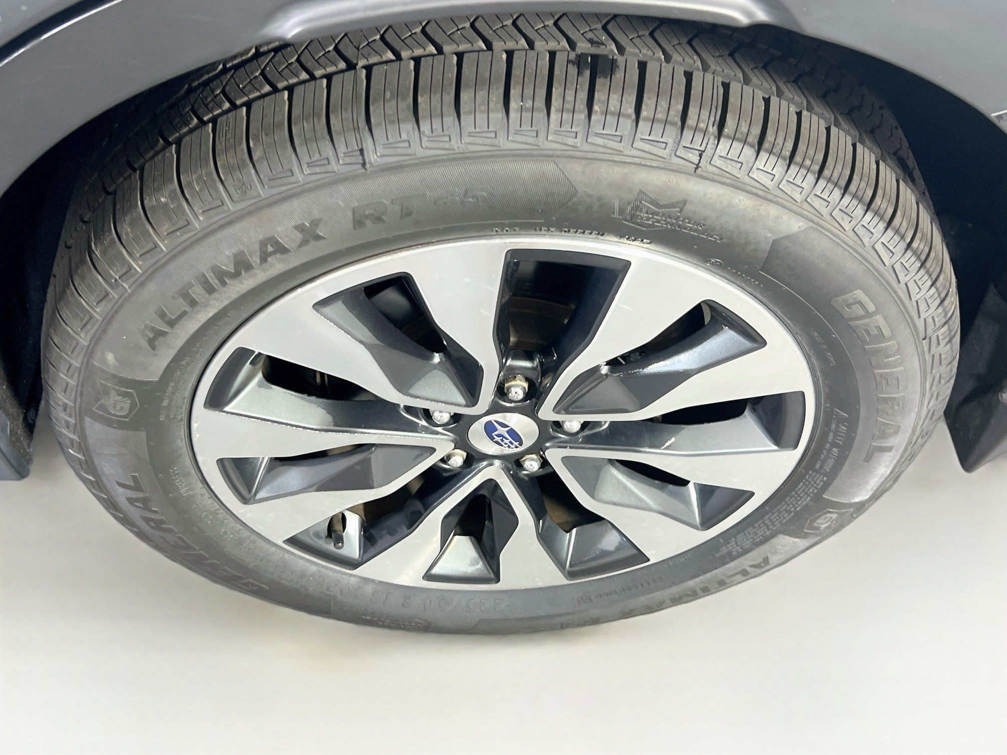 Used 2023 Subaru Outback Limited XT AWD/4WD image 32