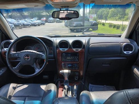 Used 2009 GMC Envoy SLT image 11