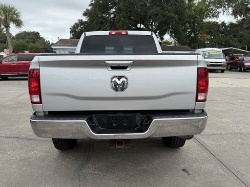 Used 2018 RAM 2500 Tradesman w/ Chrome Appearance Group RWD image 7