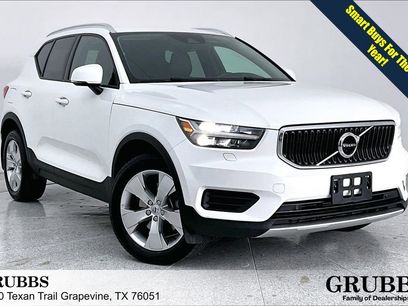 Certified 2022 Volvo XC40 T4 Momentum