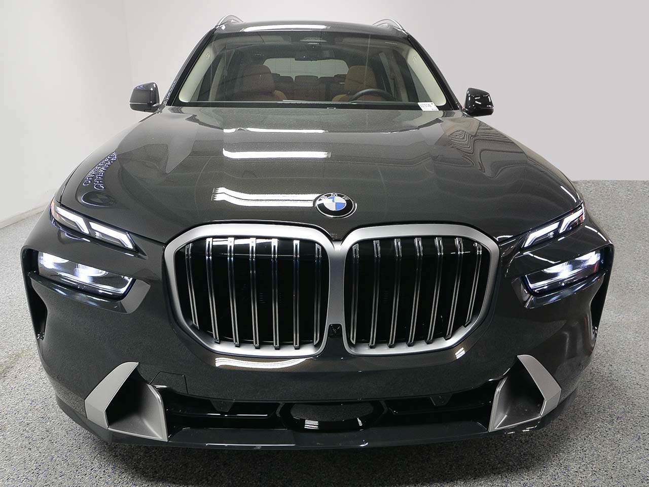 Used 2027 BMW X7 xDrive40i w/ Premium Package AWD/4WD image 2