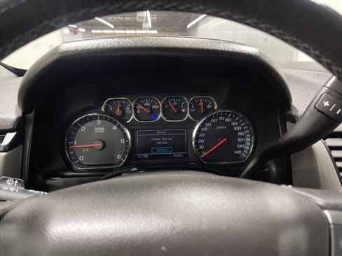 Used 2020 Chevrolet Suburban LT AWD/4WD image 24