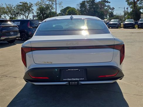 New 2025 Kia K4 LXS image 7