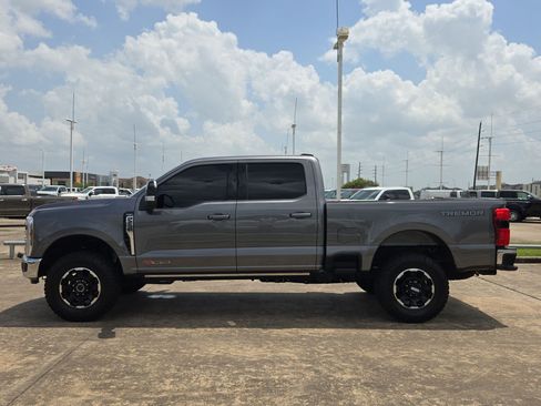 Used 2025 Ford F250 Lariat w/ Lariat Ultimate Package AWD/4WD image 9