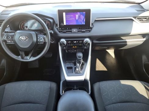 Used 2025 Toyota RAV4 XLE FWD image 24