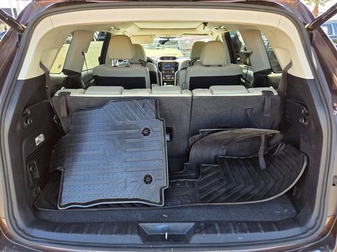 Used 2021 Subaru Ascent Limited w/ Technology Package AWD/4WD image 14
