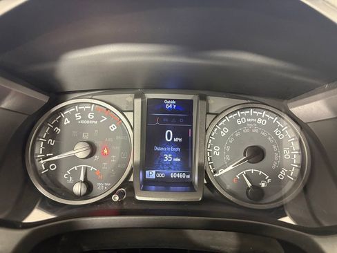 Used 2021 Toyota Tacoma TRD Off-Road AWD/4WD image 22