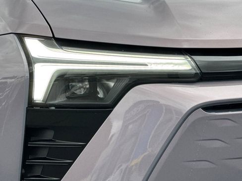 Used 2024 Chevrolet Blazer EV LT image 43