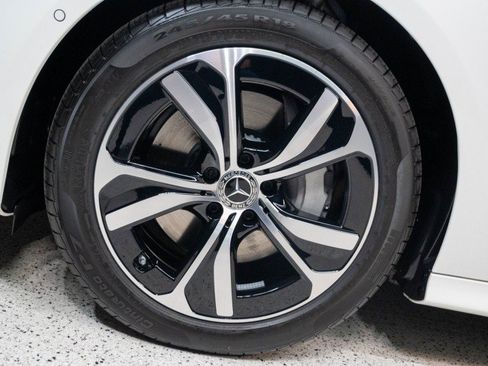 New 2026 Mercedes-Benz CLE 300 4MATIC Coupe image 12