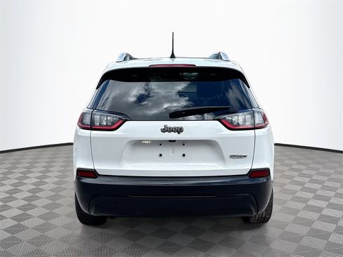 Used 2019 Jeep Cherokee Latitude Plus image 7