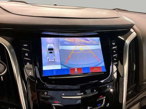 Used 2018 Cadillac Escalade ESV Platinum RWD image 28