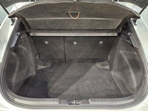 Used 2022 Toyota Corolla SE FWD image 18