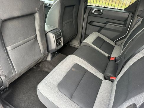 Used 2025 Ford Bronco Big Bend image 12