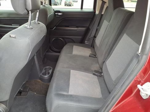 Used 2015 Jeep Patriot Latitude w/ Sun/Sound Group image 19