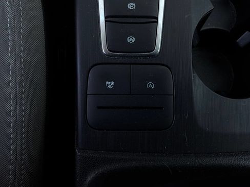 Used 2022 Ford Escape SE w/ Convenience Package FWD image 23