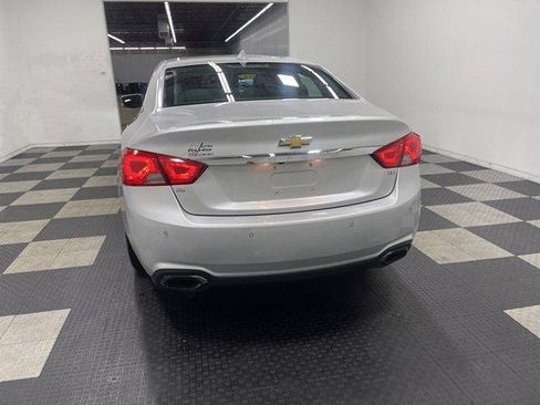 Used 2015 Chevrolet Impala LTZ FWD image 3