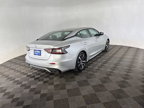 Used 2022 Nissan Maxima SV w/ Floor Mat Group FWD image 7