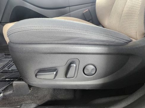 Used 2023 Hyundai Santa Fe SEL AWD/4WD image 11