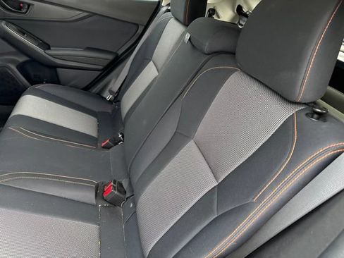 Used 2022 Subaru Crosstrek 2.0i Premium AWD/4WD image 9