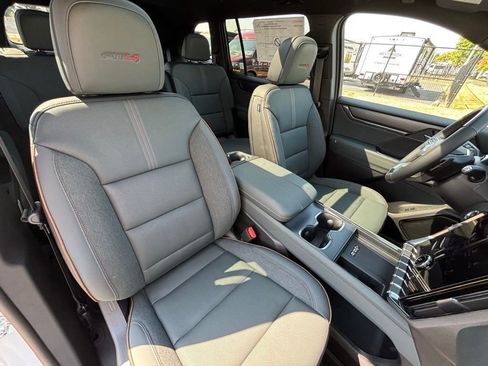 New 2026 GMC Acadia AT4 w/ Super Cruise Package image 38