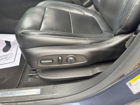 Used 2019 GMC Acadia SLT AWD/4WD image 27