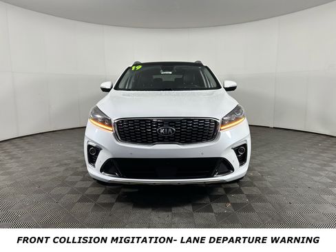 Used 2019 Kia Sorento SX w/ SX Touring Package image 2