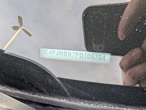 Used 2023 Jeep Cherokee Trailhawk w/ Trailer Tow Group image 36