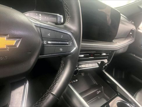 Used 2025 Chevrolet Tahoe LT image 24