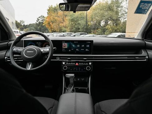 Used 2026 Hyundai Tucson SEL image 16