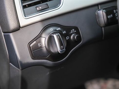 Used 2011 Audi A5 2.0T Premium Plus w/ Premium Plus Pkg image 30