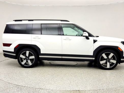 Used 2024 Hyundai Santa Fe Limited image 4