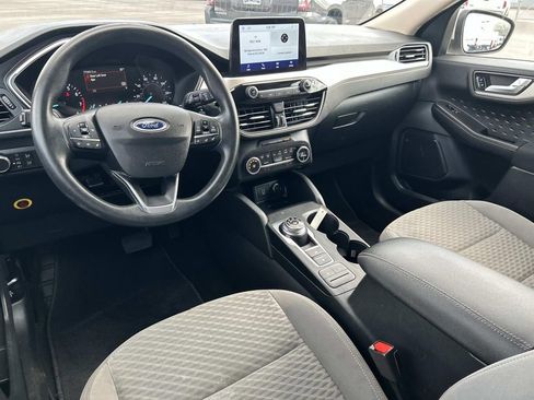 Used 2020 Ford Escape SE image 24