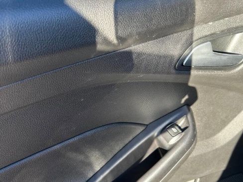 Used 2016 Ford Focus SE image 33