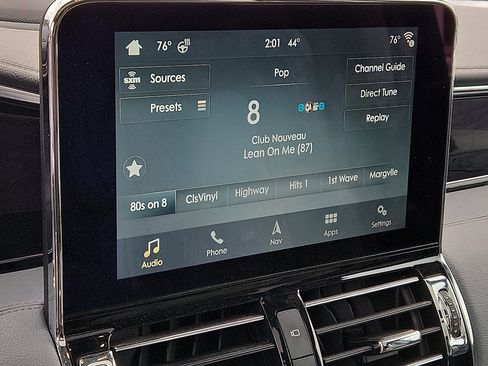 Used 2019 Lincoln Navigator Reserve image 17