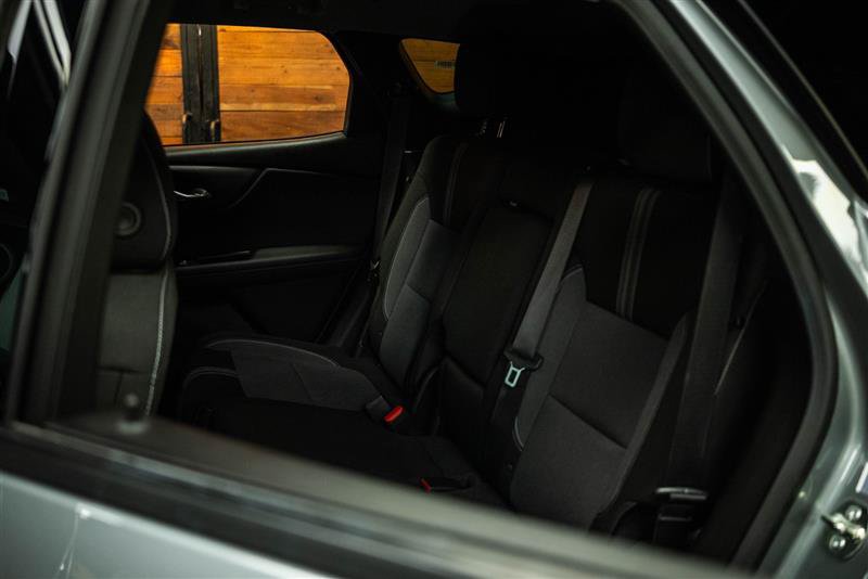 Used 2025 Chevrolet Blazer LT FWD image 10