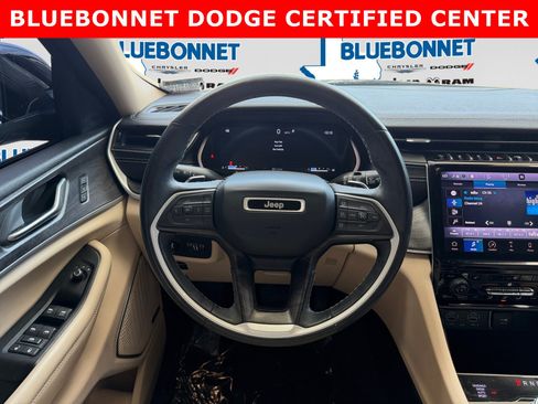 Used 2021 Jeep Grand Cherokee L Limited w/ Trailer Tow Package AWD/4WD image 13