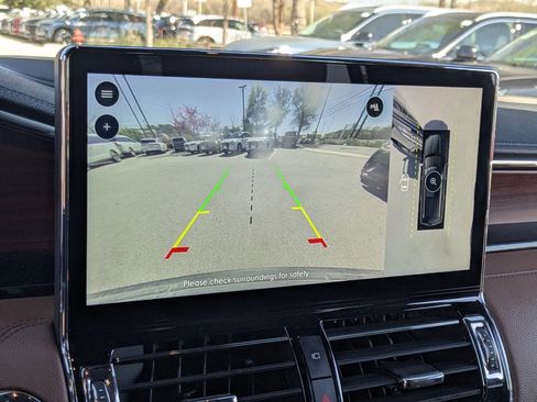 Used 2023 Lincoln Navigator L Reserve image 16