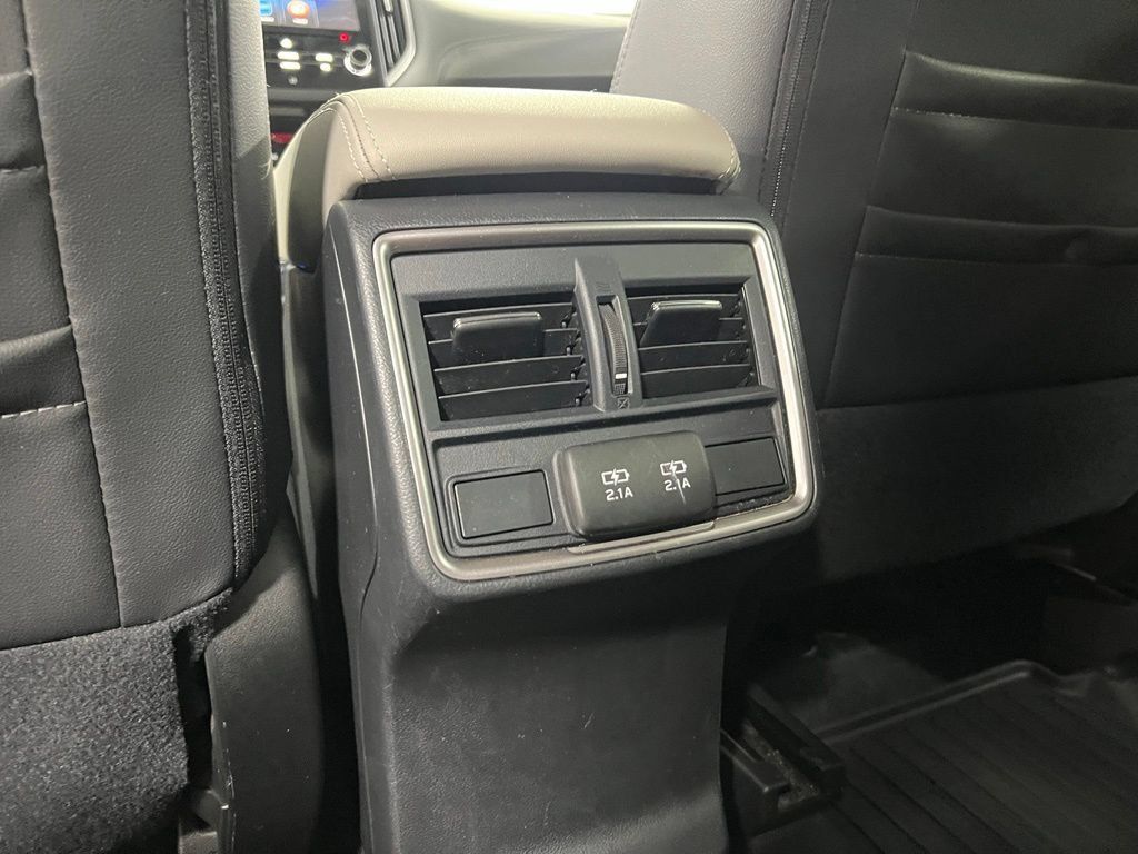 Used 2021 Subaru Forester Limited AWD/4WD image 17
